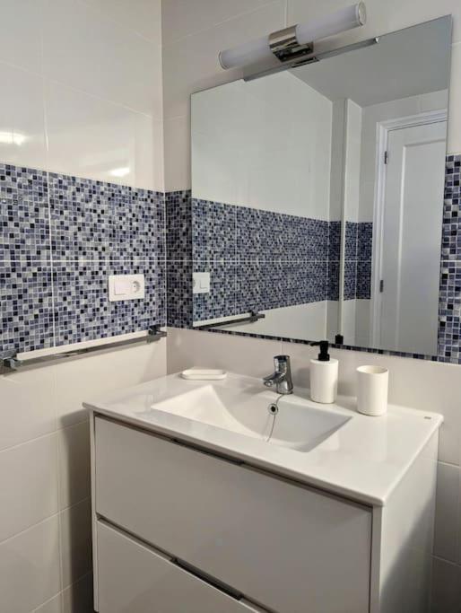 Charming Flat In Los Molinos With Terrace & Pools, Near Playa Bastian Costa Teguise Eksteriør billede