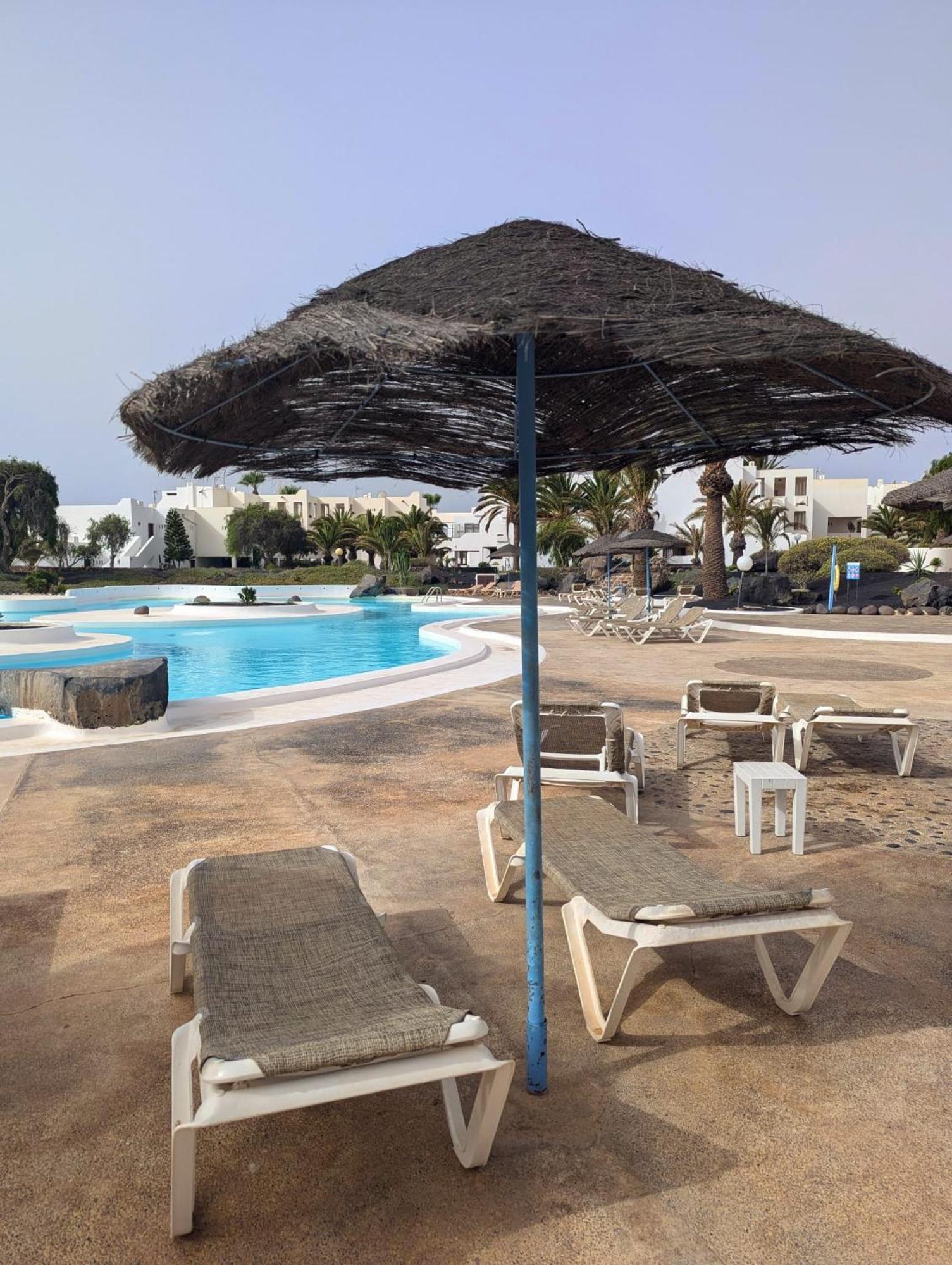 Charming Flat In Los Molinos With Terrace & Pools, Near Playa Bastian Costa Teguise Eksteriør billede